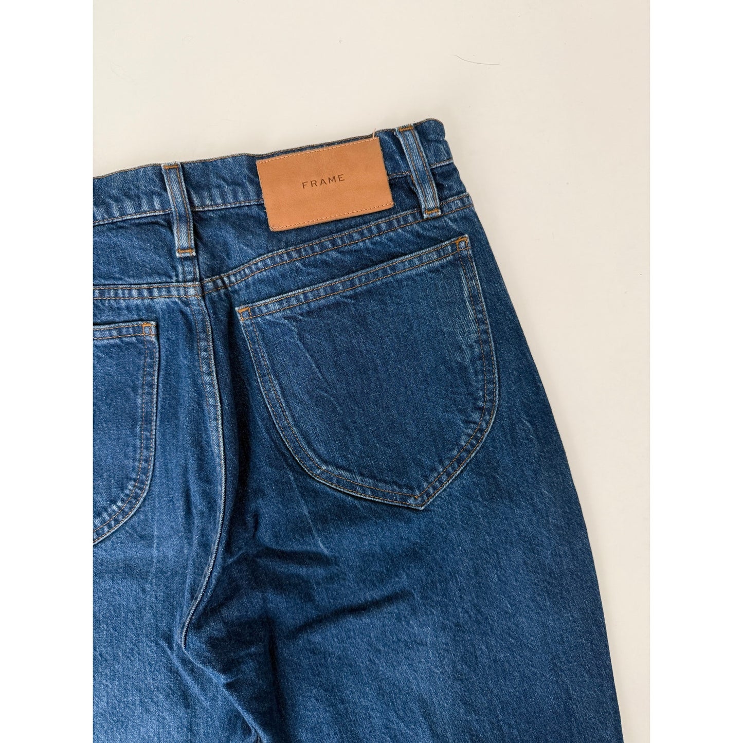 Frame dark wash high rise true straight leg jeans - size 28