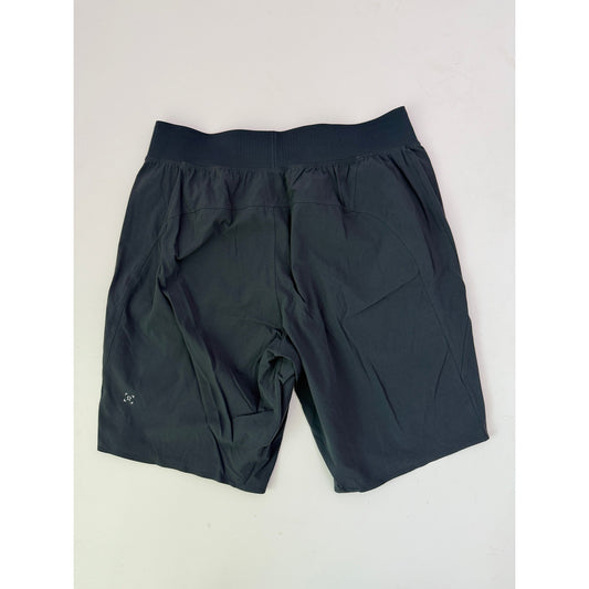 Men's Lululemon In Mind short 9" - size M