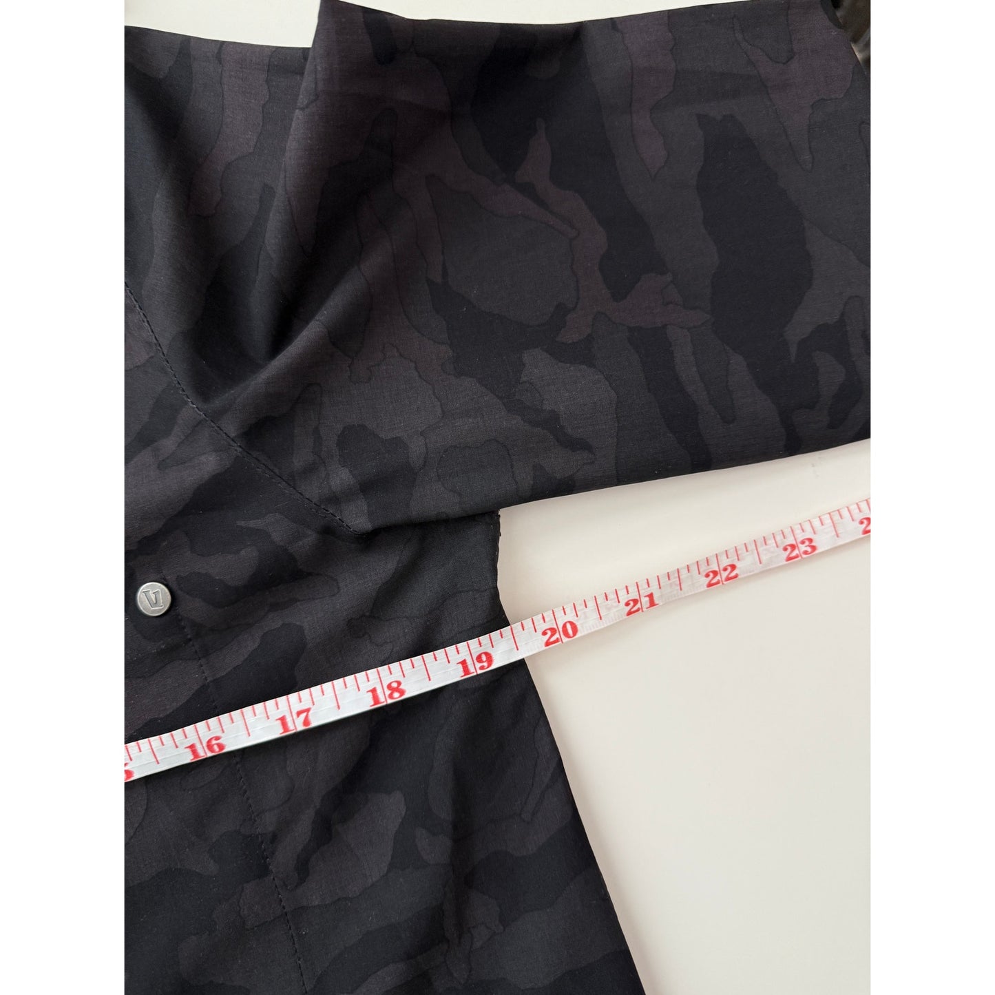 Vuori camo outdoor trainer shell - size XS