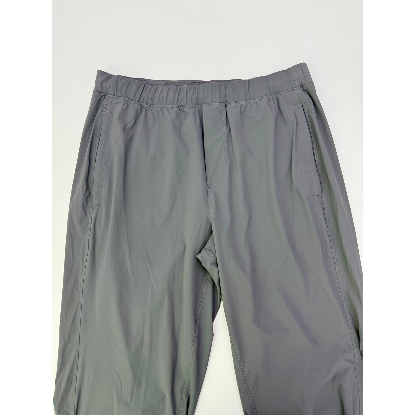 Lululemon grey track pant joggers pant 32" inseam - size large