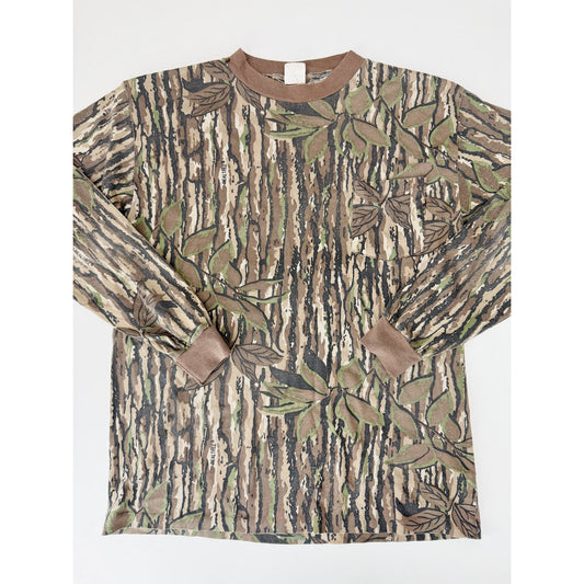 Realtree camo long sleeve - size large